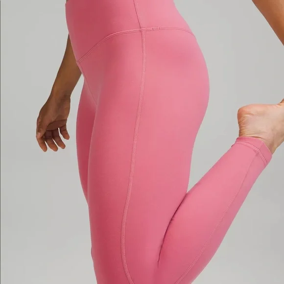Lululemon Align™ High-Rise Pant 25” size 12 PINK BLOSSOM PBOL - Picture 4 of 6